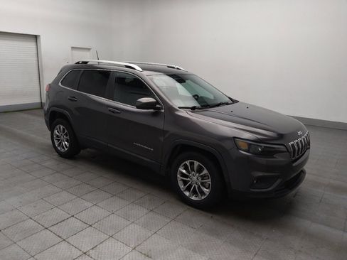 Used 2019 Jeep Cherokee Latitude Plus FWD image 11