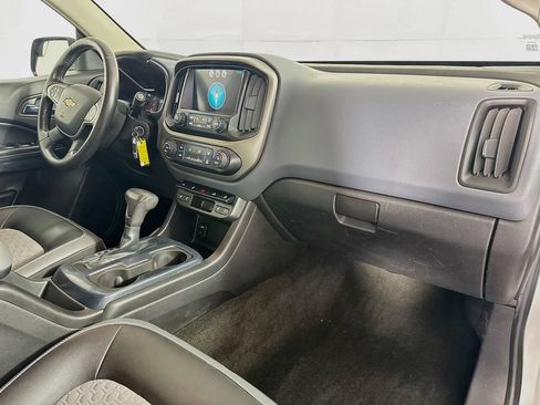 Used 2015 Chevrolet Colorado Z71 AWD/4WD image 35