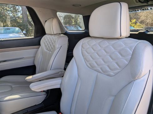 Used 2021 Hyundai Palisade Limited image 31