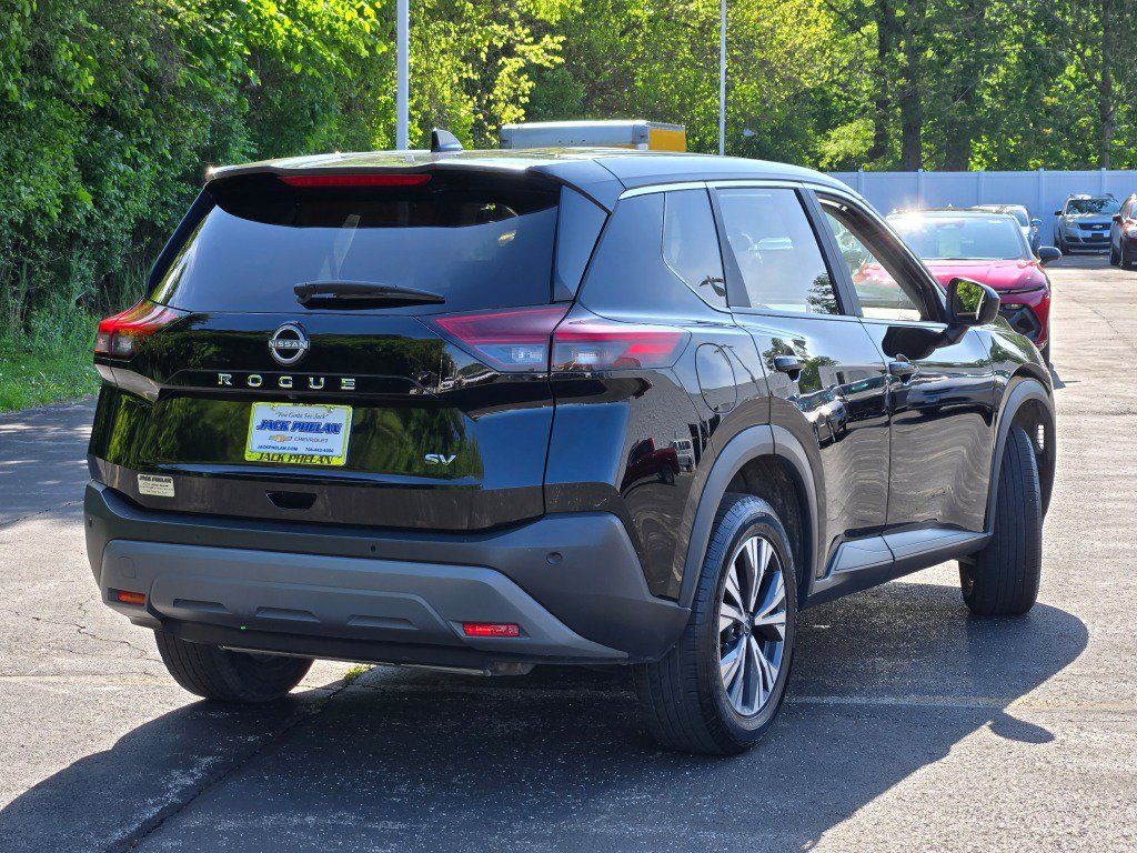 Used 2023 Nissan Rogue SV FWD image 11