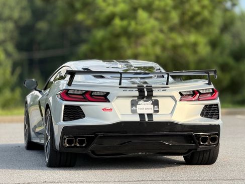 Used 2021 Chevrolet Corvette Stingray Premium Cpe w/ Z51 Performance Package RWD image 5