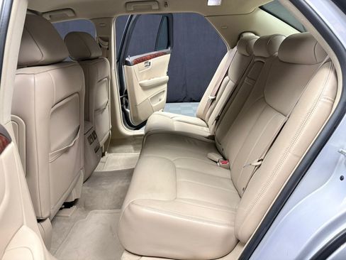 Used 2007 Cadillac DTS w/ Trunk Convenience Package FWD image 29