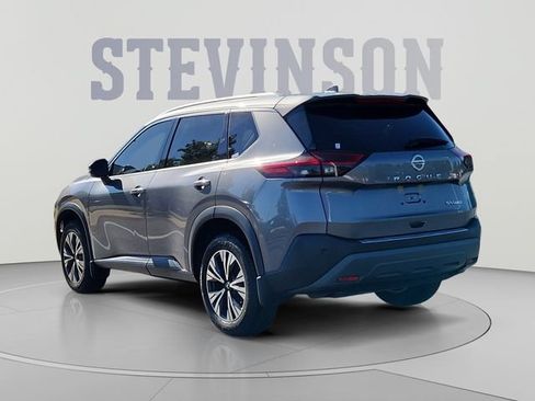 Used 2021 Nissan Rogue SV w/ Premium Package AWD/4WD image 3