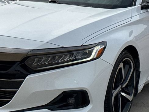 Used 2022 Honda Accord Sport image 5