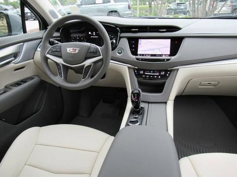 New 2026 Cadillac XT5 Premium Luxury w/ Driver Assist Package FWD image 12