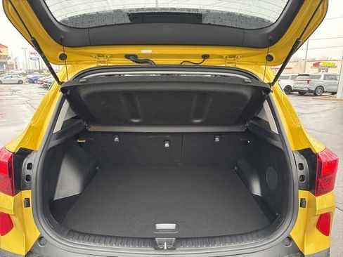 Used 2023 Kia Seltos SX w/ SX Sunroof Package image 36