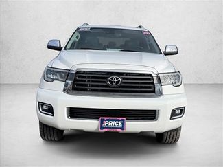 Used 2020 Toyota Sequoia Limited w/ Safety & Convenience Package video 2