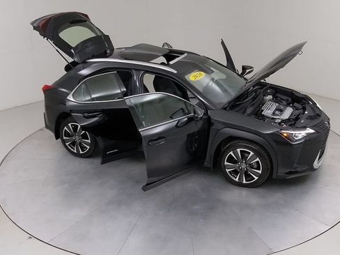 Used 2020 Lexus UX 250h w/ Premium Package AWD/4WD image 48