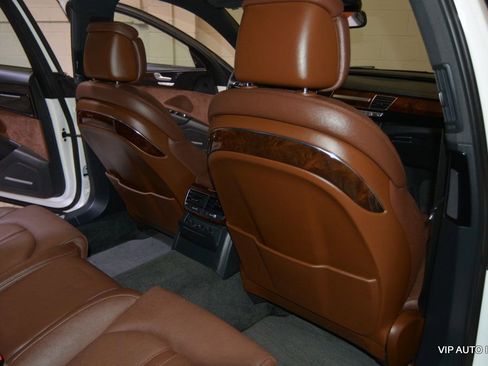 Used 2012 Audi A8 L 4.2 w/ Rear Seat Comfort Pkg image 13