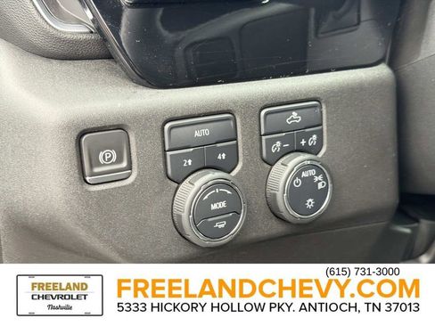 Used 2023 Chevrolet Silverado 1500 LT image 32