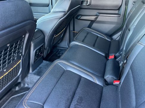 Certified 2024 Ford Bronco Badlands image 4