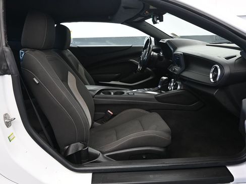 Used 2022 Chevrolet Camaro LT image 11