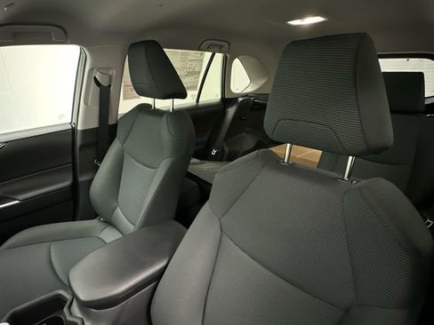 Certified 2024 Toyota RAV4 LE AWD/4WD image 9