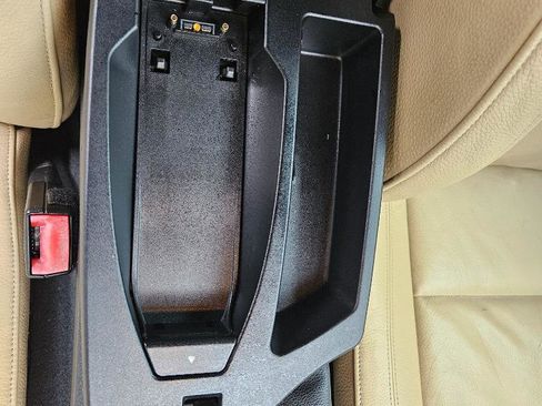 Used 2013 BMW 135i Convertible image 36