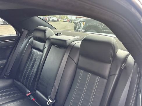 Used 2023 Chrysler 300 S RWD image 9