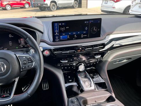 Used 2025 Acura MDX A-Spec image 9