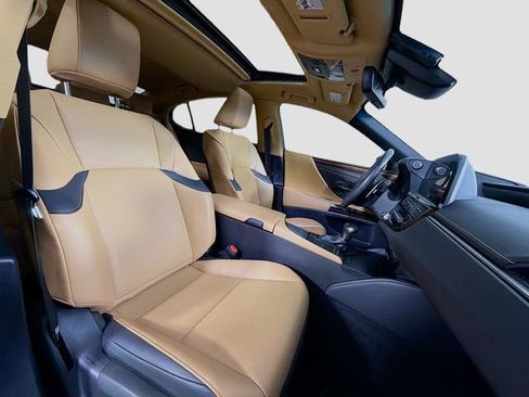 Used 2022 Lexus ES 350 w/ Premium Package image 28