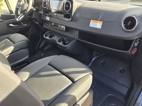 New 2026 Mercedes-Benz Sprinter 3500 image 24