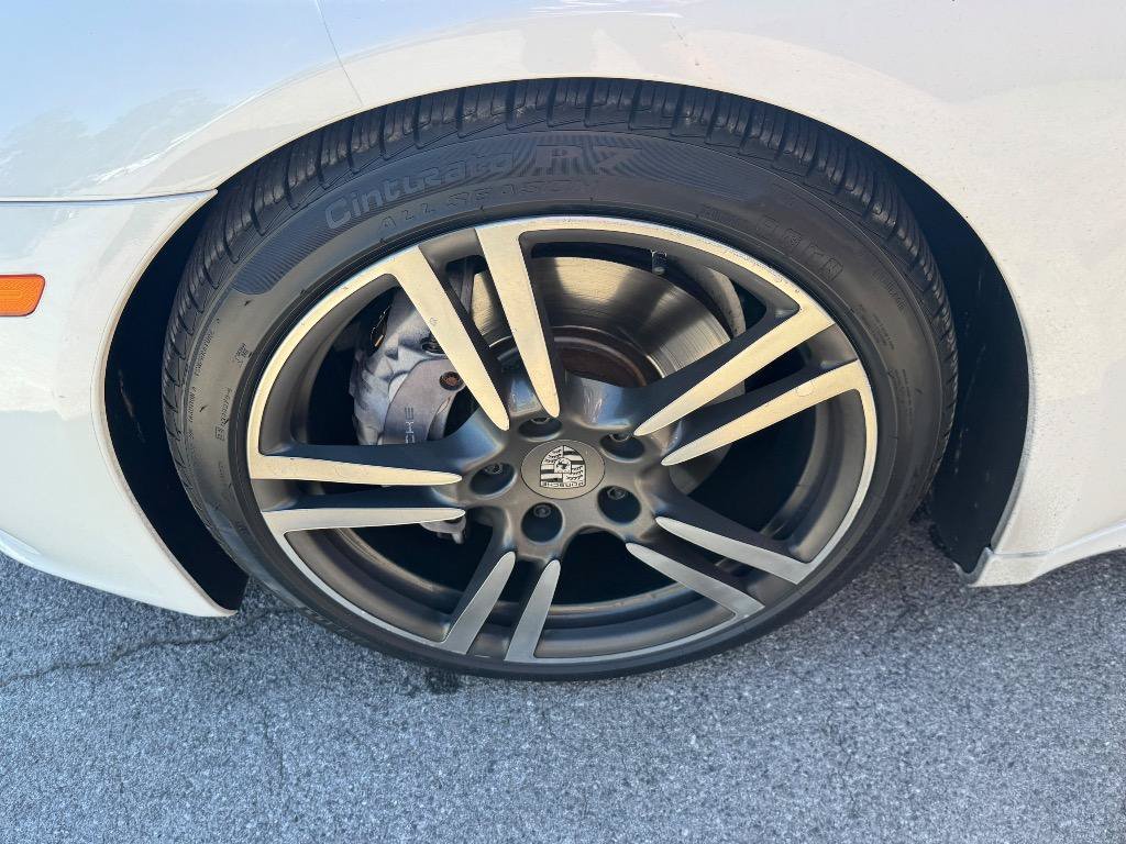 Used 2014 Porsche Panamera 4 AWD/4WD image 9