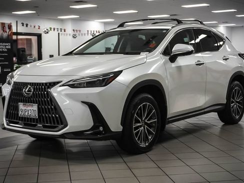 Used 2025 Lexus NX 350h AWD w/ Accessory Package (2T) image 3