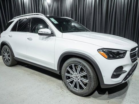Used 2026 Mercedes-Benz GLE 350 4MATIC image 3