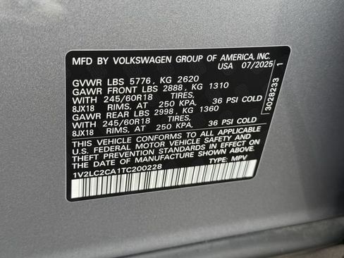 Used 2026 Volkswagen Atlas Cross Sport SE AWD/4WD image 29