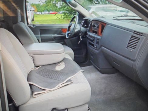 Used 2006 Dodge Ram 1500 Truck SLT w/ Trailer Tow Group AWD/4WD image 9