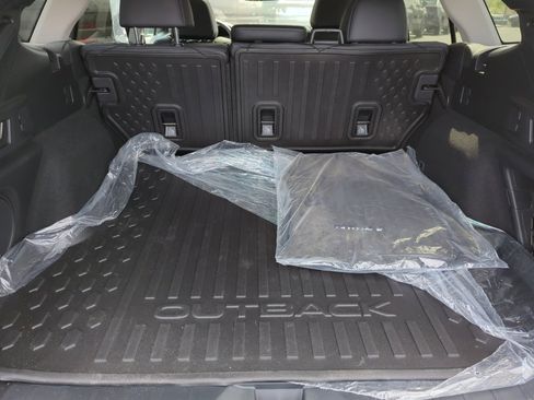 Used 2022 Subaru Outback Limited w/ Popular Package #2 image 20