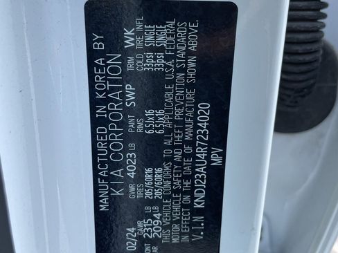 Used 2024 Kia Soul LX w/ Option Group 015 image 27