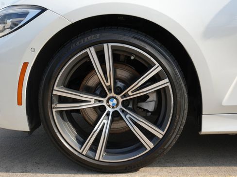 Used 2020 BMW 330i Sedan w/ Convenience Package RWD image 28
