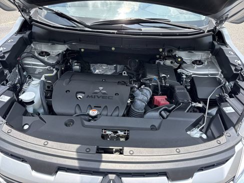 Used 2025 Mitsubishi Outlander Sport ES AWD/4WD image 27