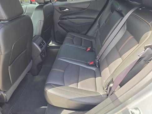 Used 2024 Chevrolet Equinox Premier FWD image 17