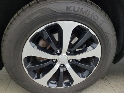 Used 2017 Kia Sorento EX w/ EX Premium Package AWD/4WD image 31