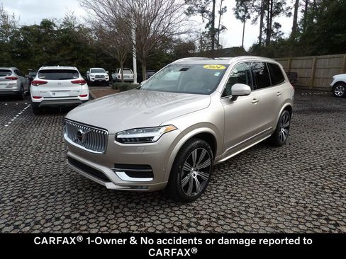 Certified 2024 Volvo XC90 B5 Plus image 4