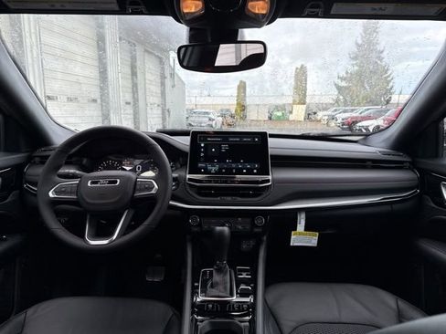 New 2026 Jeep Compass Trailhawk image 11