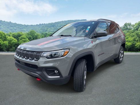 Used 2022 Jeep Compass Trailhawk w/ Trailer Tow Group AWD/4WD image 25