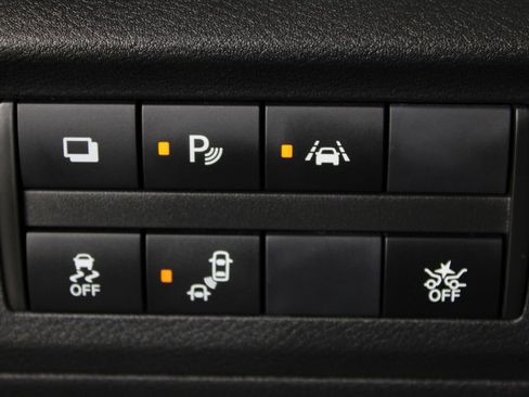 Certified 2025 Nissan Kicks Play S FWD image 23