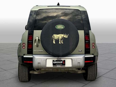 Used 2020 Land Rover Defender 110 HSE AWD/4WD image 5