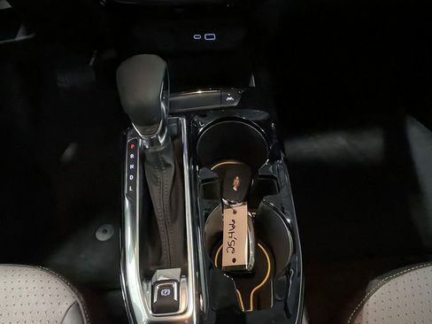 Used 2024 Chevrolet Trax LT w/ Driver Confidence Package image 30