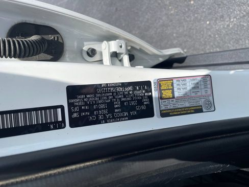 Used 2025 Kia K4 FWD image 23