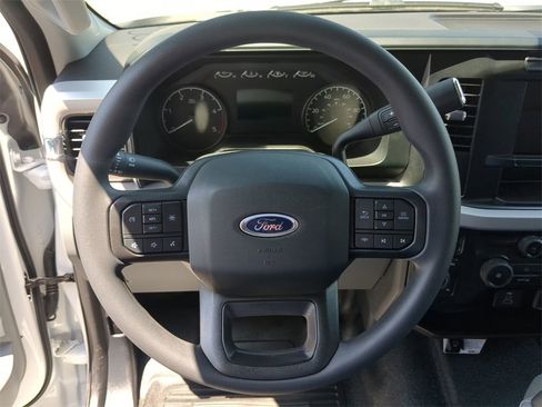 New 2024 Ford F550 4x4 SuperCab Super Duty image 15