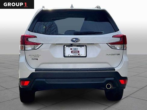 Certified 2023 Subaru Forester Limited image 4