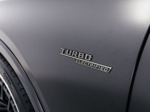 Used 2024 Mercedes-Benz GLC 43 AMG GLC 43 AMG image 36