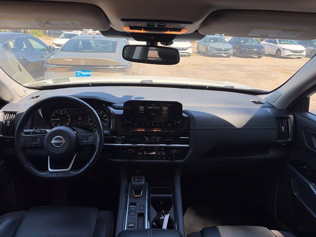 Used 2022 Nissan Pathfinder SL w/ SL Premium Package FWD image 27