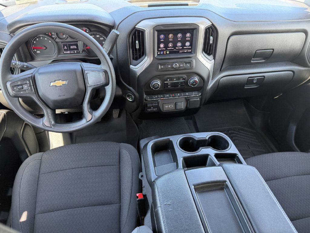 Used 2025 Chevrolet Silverado 2500 Custom w/ Custom Value Package AWD/4WD image 23