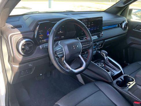 Certified 2024 Chevrolet Colorado Z71 w/ Z71 Convenience Package 2 image 18