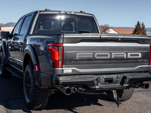 Used 2025 Ford F150 Raptor AWD/4WD image 6