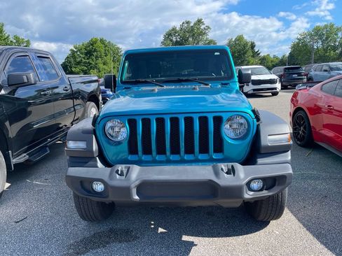 Used 2020 Jeep Wrangler Sport AWD/4WD image 4