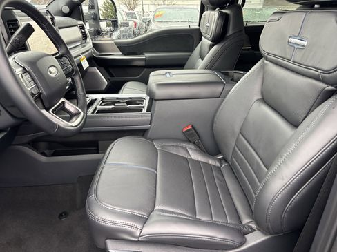 New 2026 Ford F250 Platinum image 18