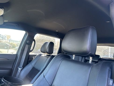 Used 2021 Jeep Grand Cherokee Laredo X image 19